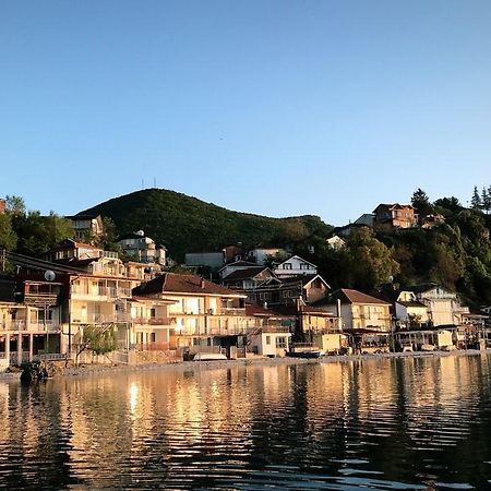 Rooms And Apartaments De Niro Trpejca Bagian luar foto