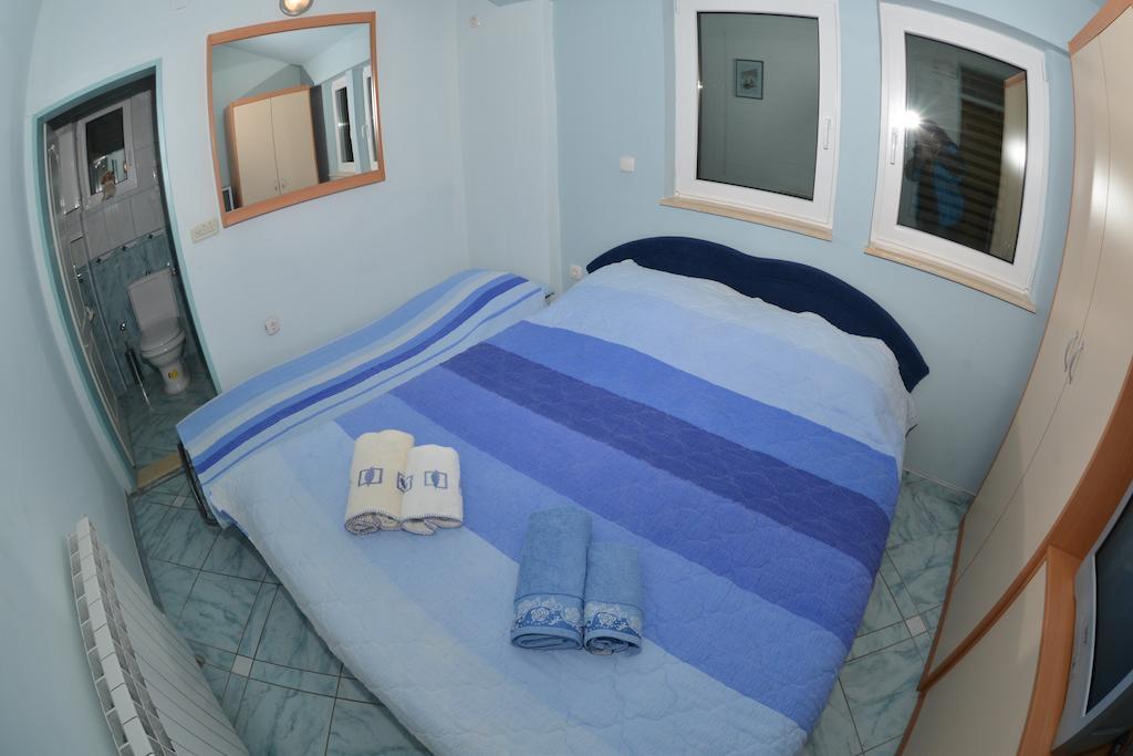 Rooms And Apartaments De Niro Trpejca Bagian luar foto