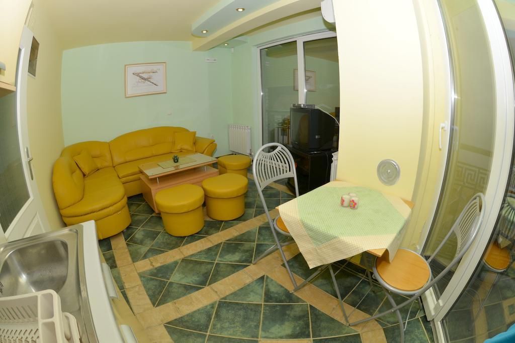 Rooms And Apartaments De Niro Trpejca Ruang foto