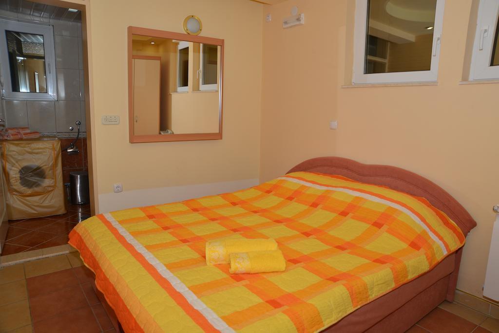 Rooms And Apartaments De Niro Trpejca Ruang foto